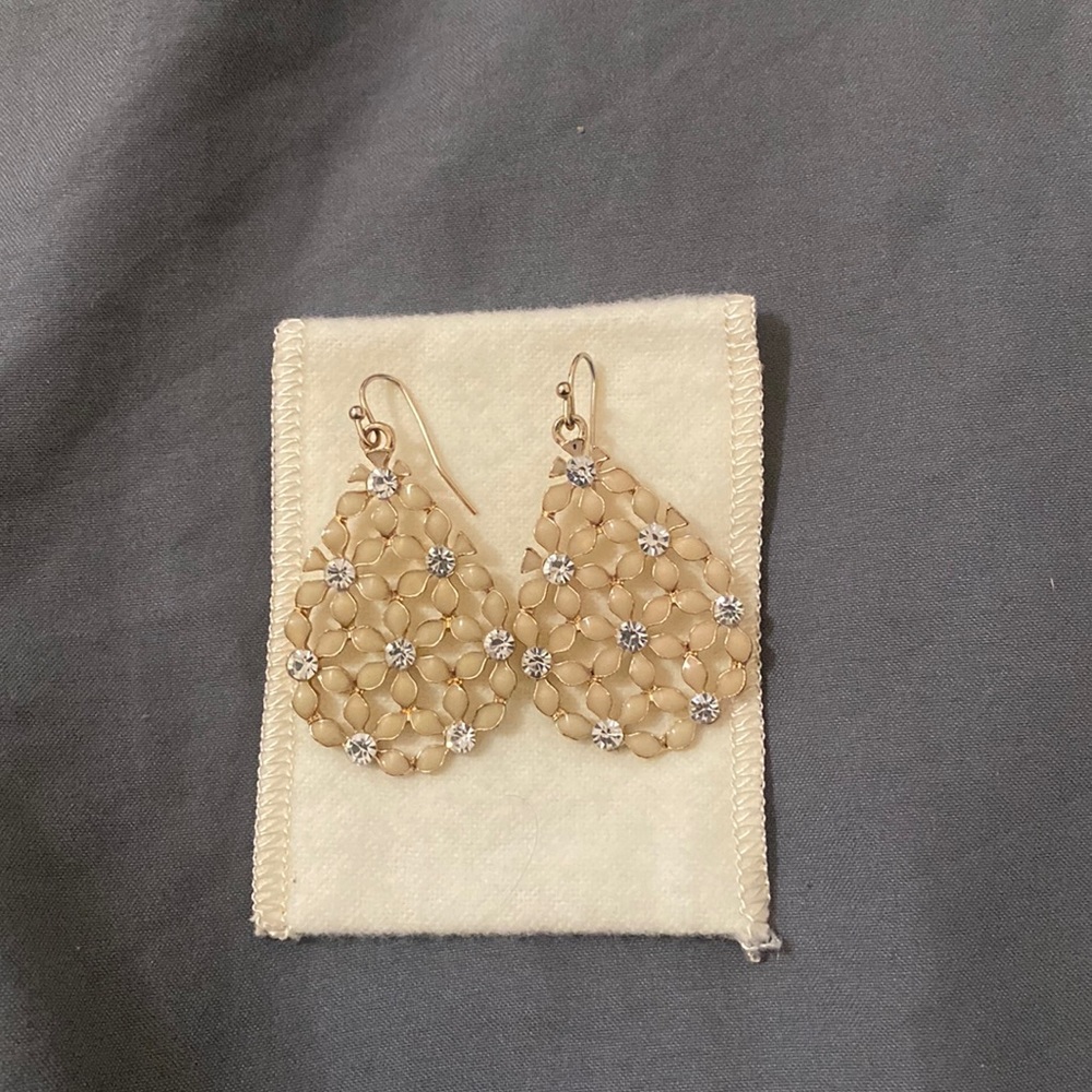 Francesca’s Floral Teardrop Earrings